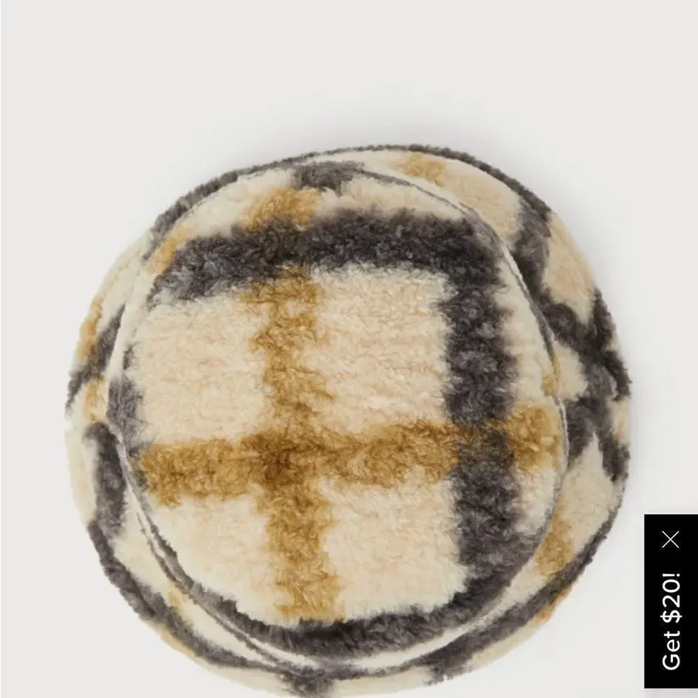 Raya Ivory Plaid Teddy Bucket Hat | Shiraleah | NWT